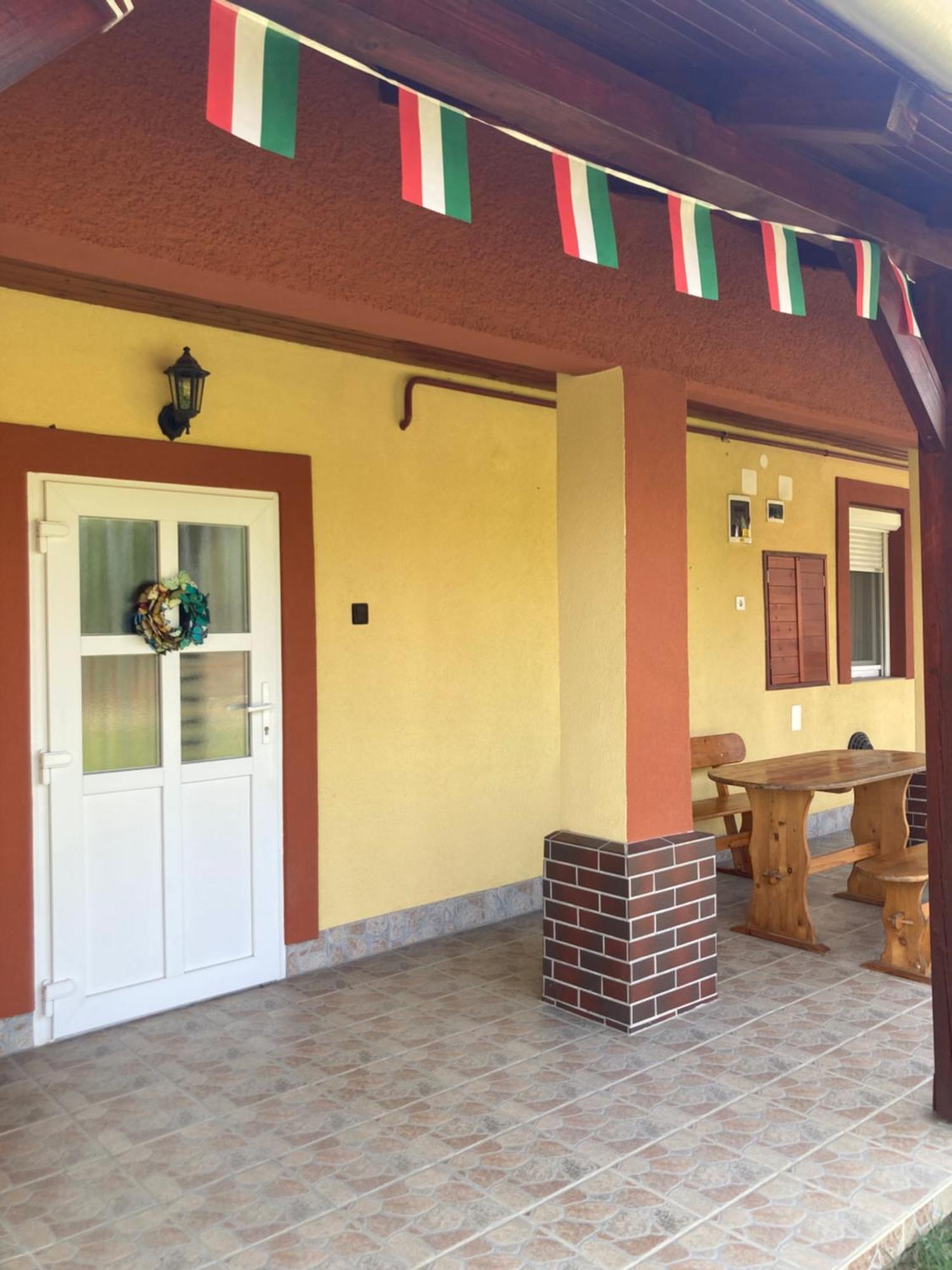 Tiszavirag Vendeghaz Tiszacsege Exterior foto